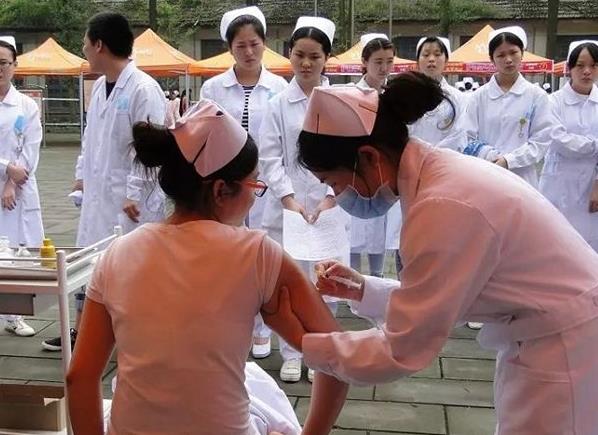 成都卫校总结扎针技巧