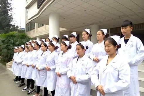 四川蜀都卫生学校是民办公办？