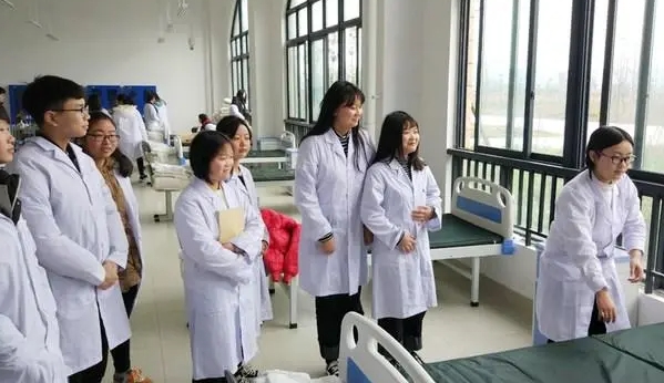 成都市卫生管理学校怎么样？