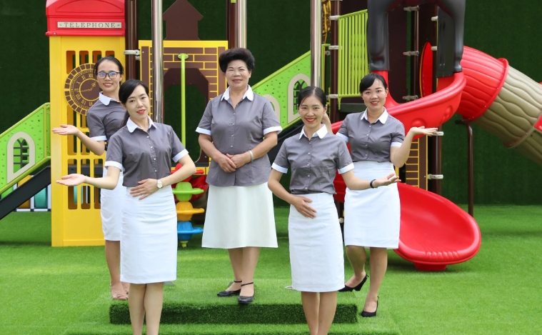 成都华夏卫校幼教专业。