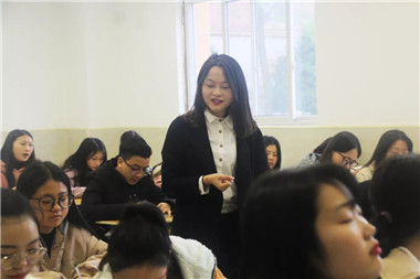 成都卫校医疗美容上课图