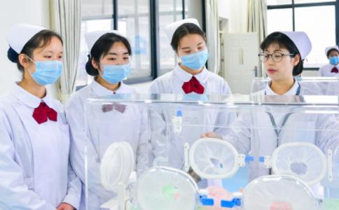2021年考护士资格证有什么要求？.jpg