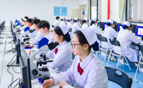 高级护理专业是什么？怎样成为高级护理.jpg