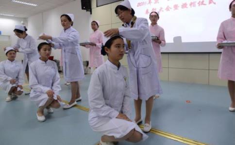 成都希望卫校是公办吗？.jpg