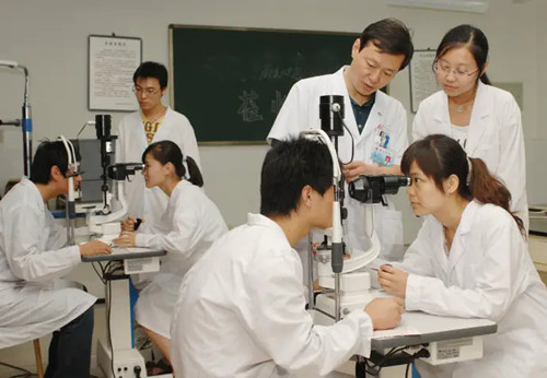 眼科图片_副本.jpg