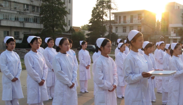 成都有哪些卫校在招生.jpg